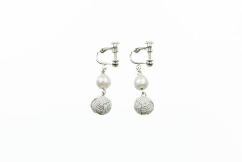 パール付き玉結びピアス/イヤリング【シルバーゴールド系】