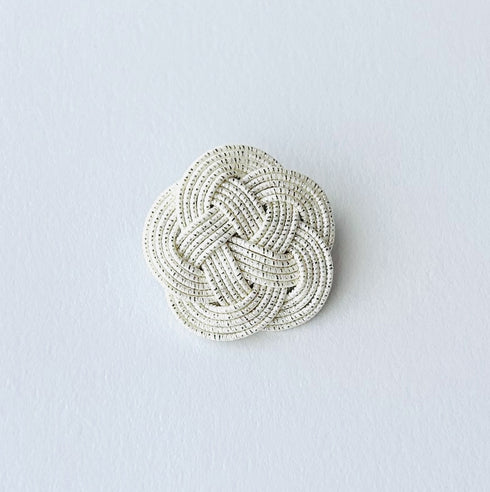 梅結びのブローチ・ラメ無地