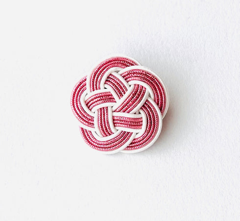 梅結びのブローチ・ピンク系