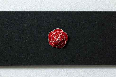 カメリアのブローチ