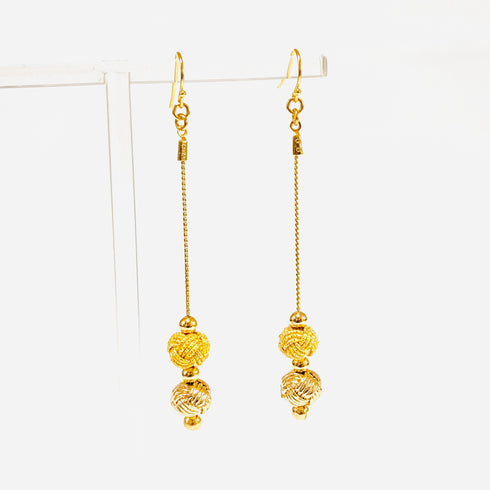 玉結びのロングピアスイヤリング