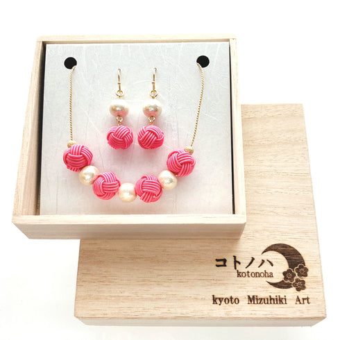 玉結びネックレス・ピアスイヤリングセット