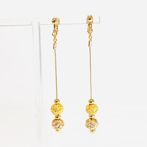 玉結びのロングピアスイヤリング