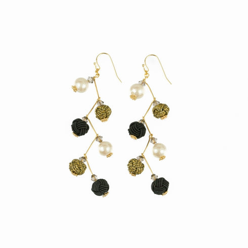 ジグザグ玉結びピアス/イヤリング