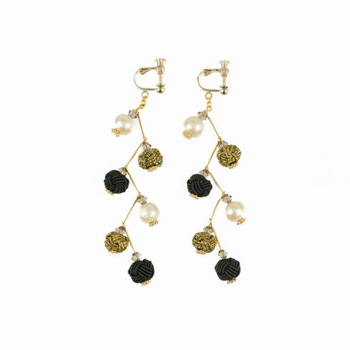 ジグザグ玉結びピアス/イヤリング